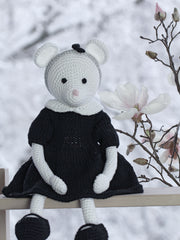 ALICE Crochet Mouse - www.leggybuddy.com